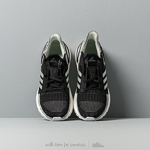 Ultraboost 19 core black shop linen green