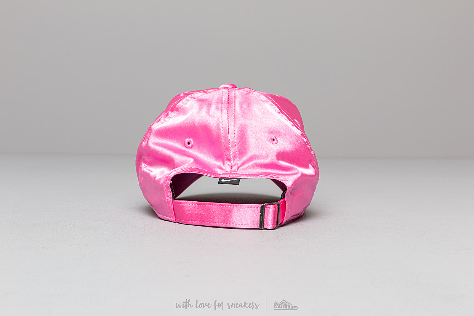 Pink Nike Hat H86 Cotton Adjustable Cap made with Swarovski Crystals NWT Nike Women main image 2