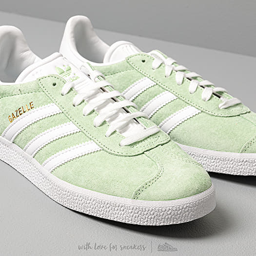 Womens adidas discount gazelle size 7