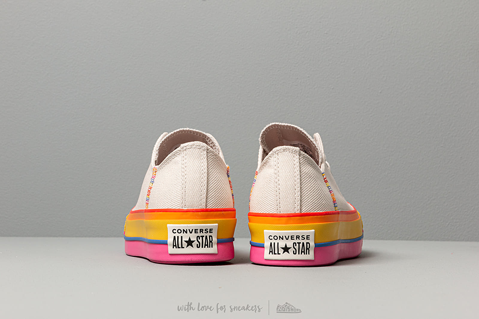 Zapatillas mujer Converse Chuck Taylor All Star Lift OX Vintage White/ Pale Putty