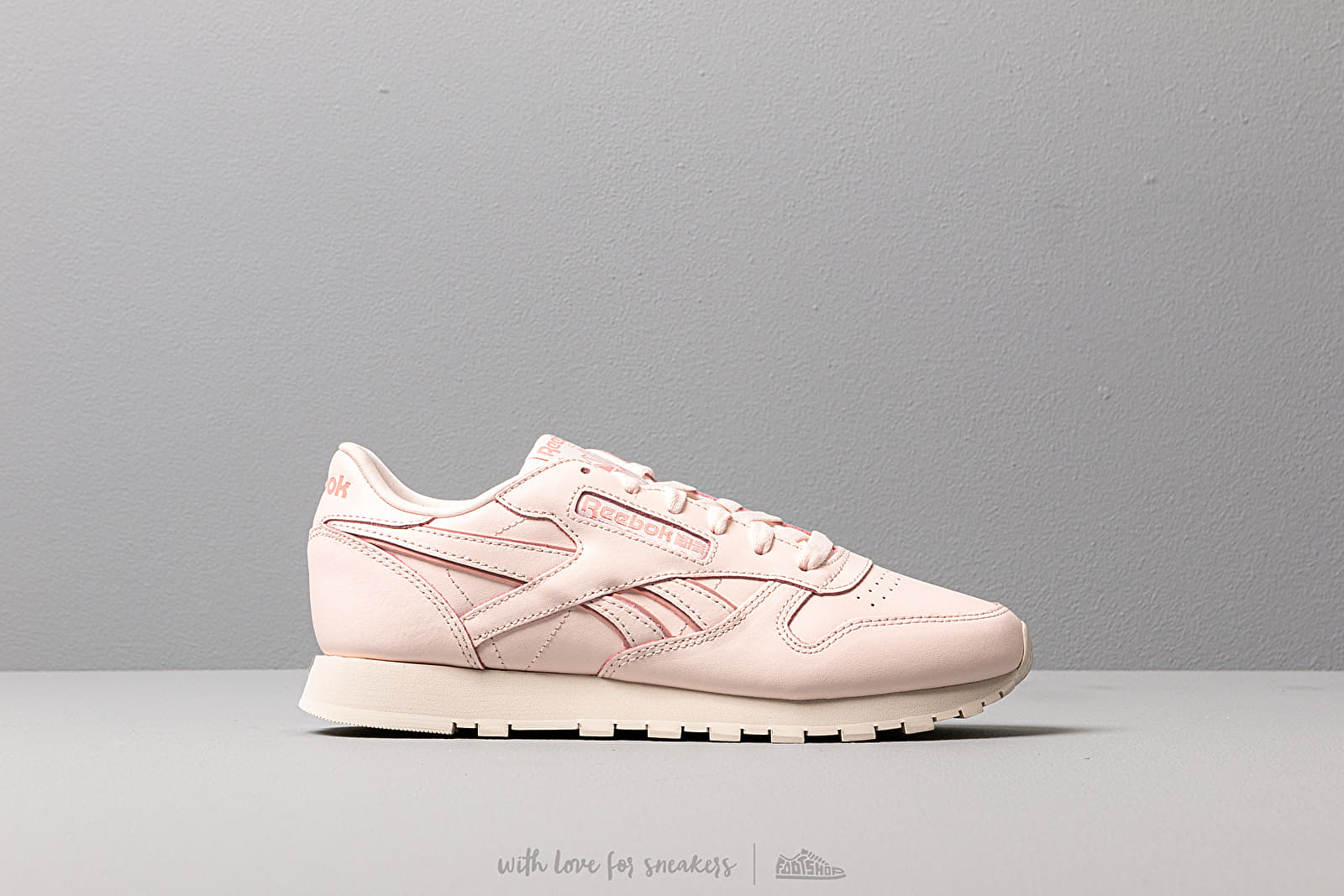 Zapatillas mujer Reebok Classic Leather Pale Pink/ Paper White/ Chalk