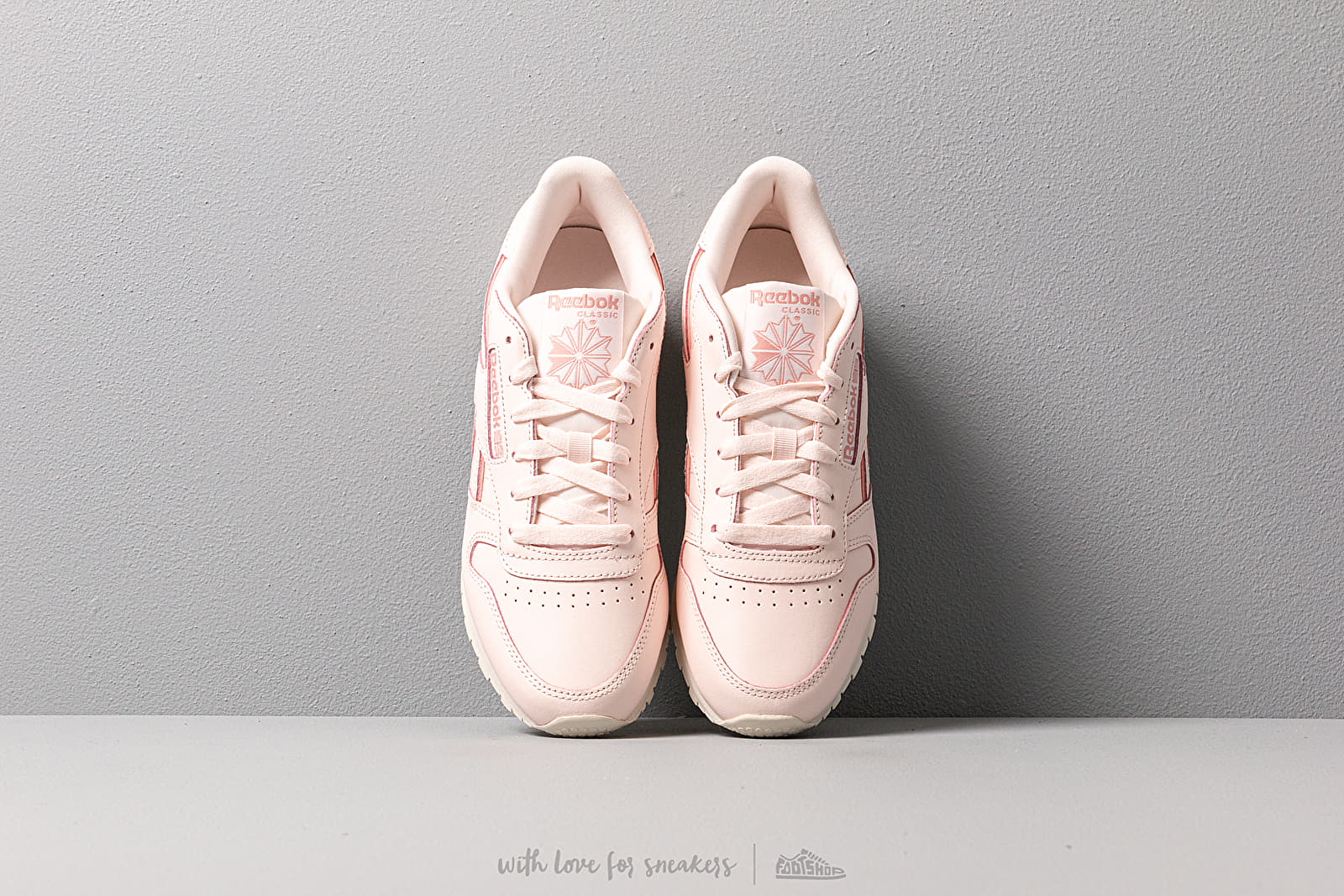 Zapatillas mujer Reebok Classic Leather Pale Pink/ Paper White/ Chalk