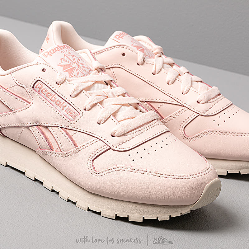 Women's shoes Reebok Classic Leather Pale Pink/ Paper White/ Chalk