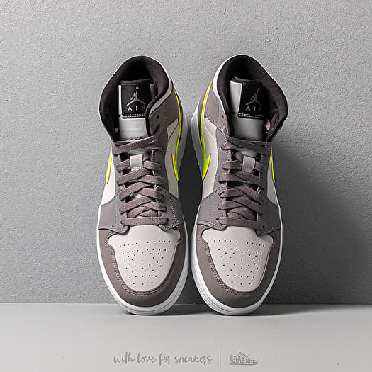 Gunsmoke volt jordan 1 hotsell