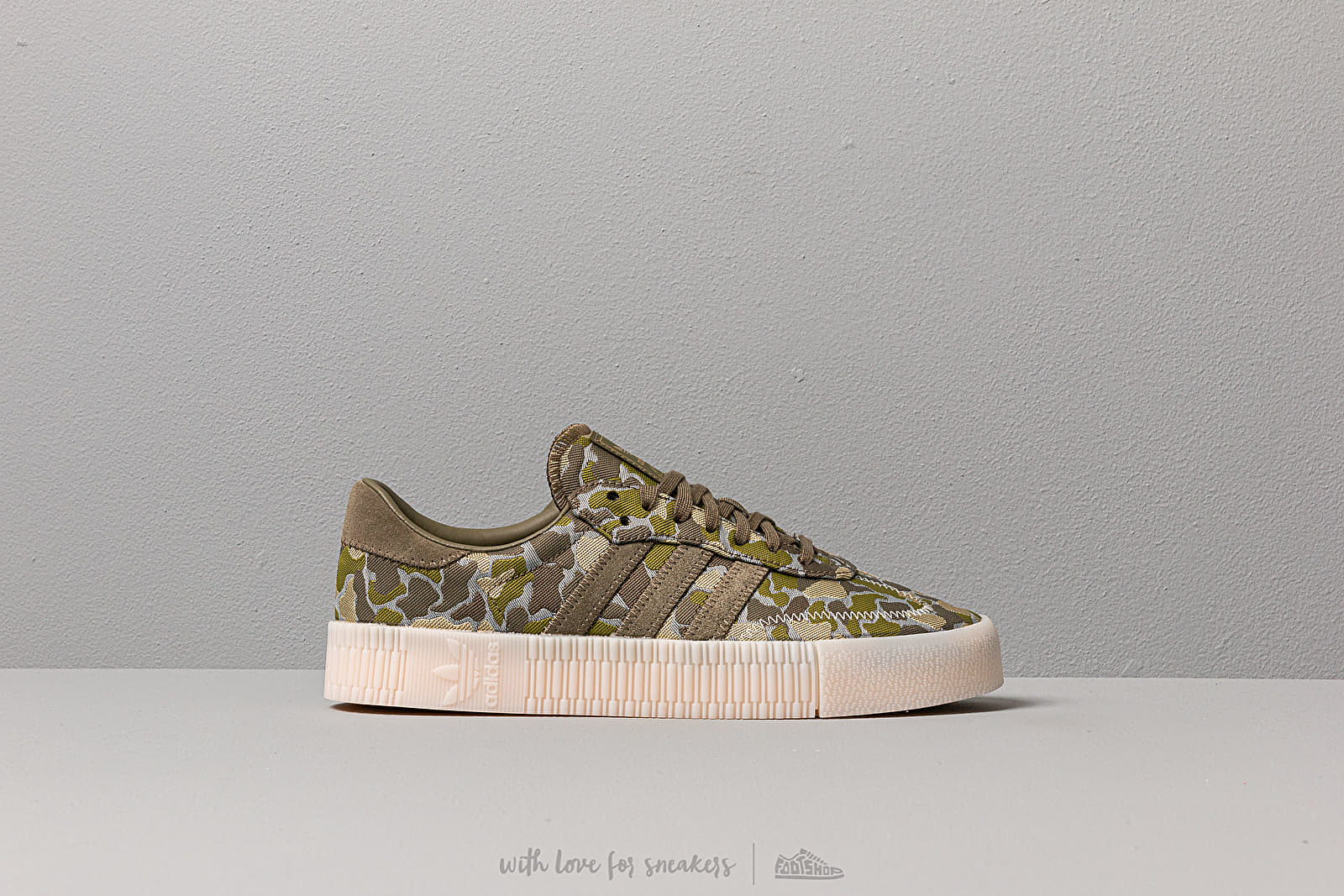 Damen Sneaker und Schuhe adidas Sambarose W Ash Silver/ Raw Khaki/ Tech Olive