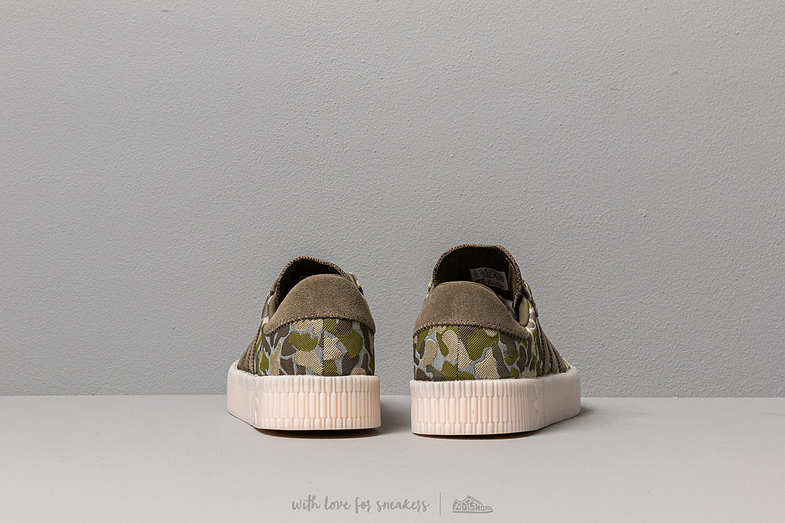 Damen Sneaker und Schuhe adidas Sambarose W Ash Silver/ Raw Khaki/ Tech Olive
