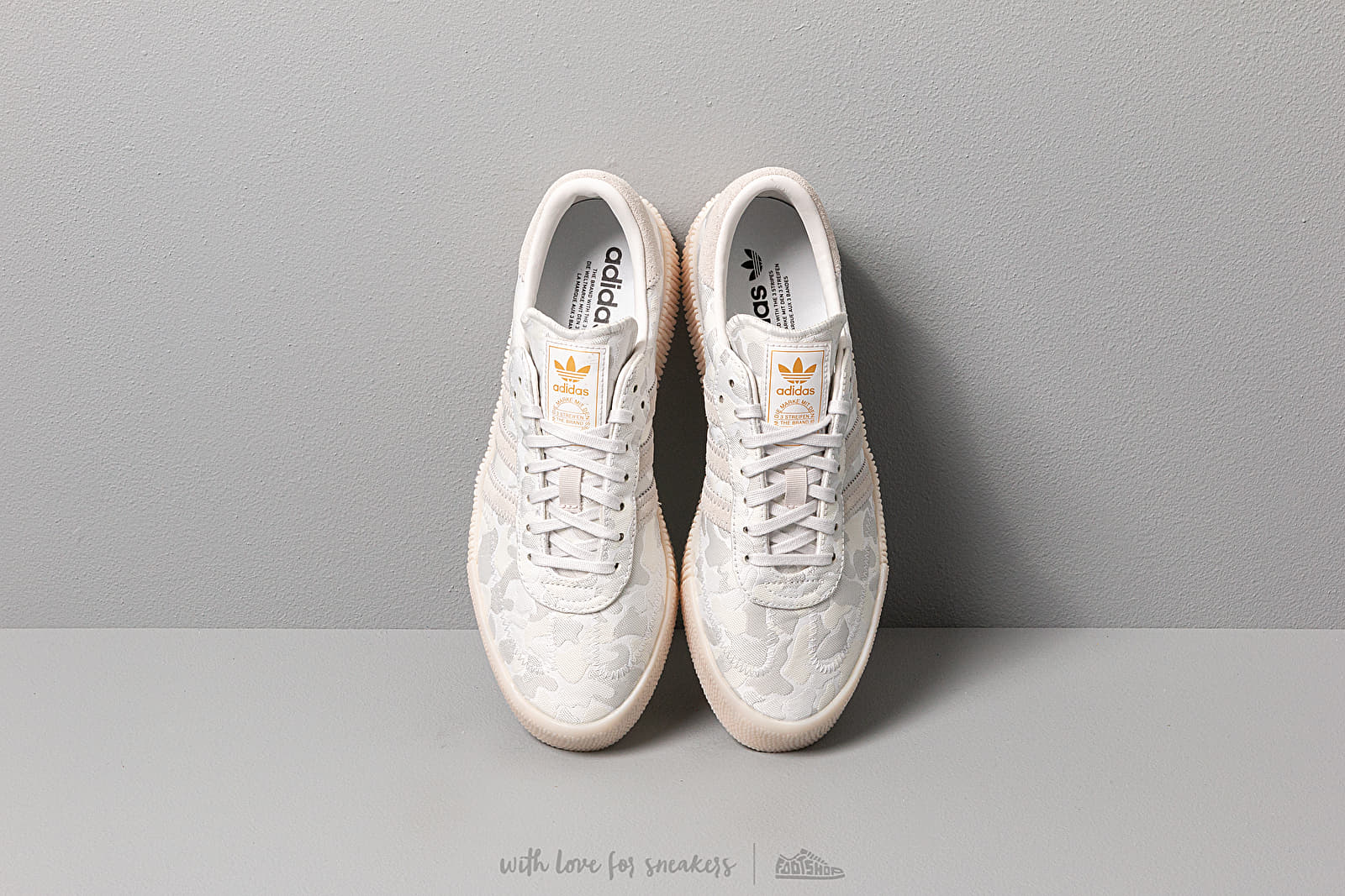 Ženski čevlji adidas Sambarose W Ftw White/ Crystal White/ Gold Metalic