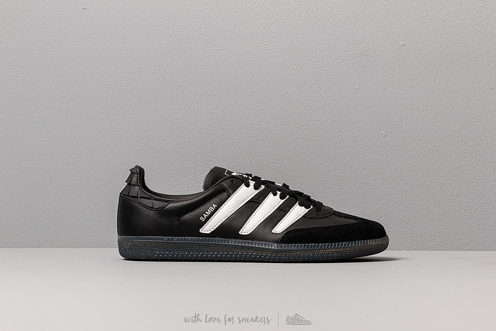 Scarpe uomo adidas Samba OG Core Black/ Ftw White/ Solar Red