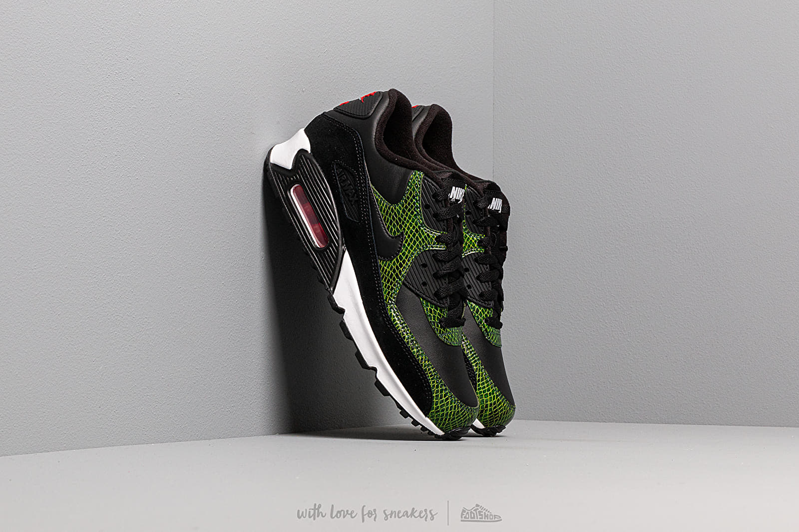 Nike air max 9 qs python top