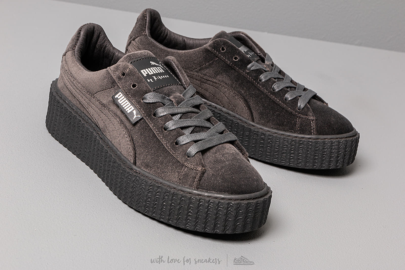 Puma fenty gray store