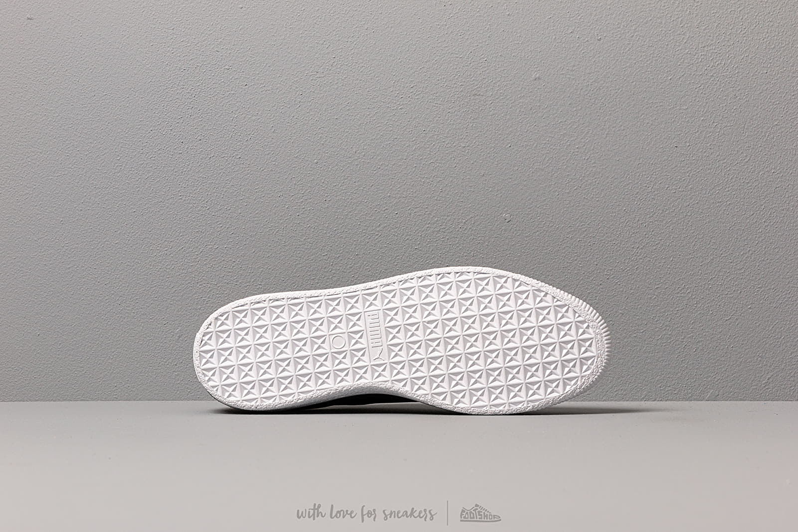 Basket trim block best sale sneakers