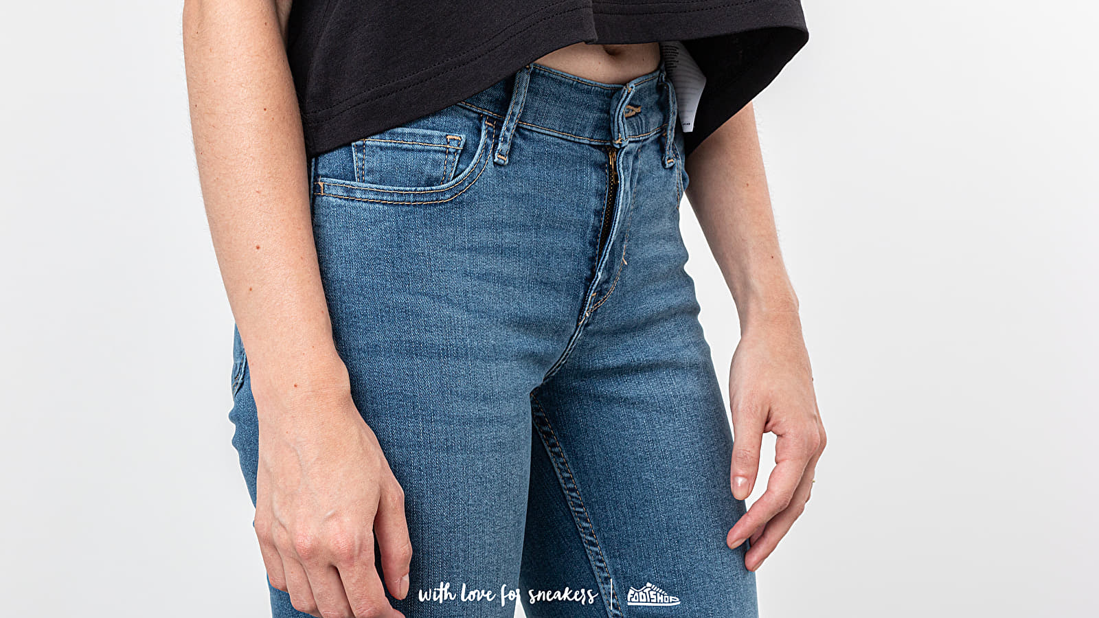 Pants and jeans Levi s 710 Innovation Super Skinny Jeans Medium Blue Footshop