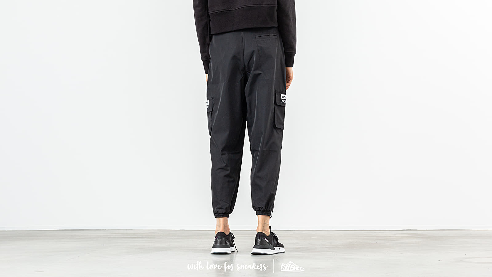 Kelnės adidas Pants Black