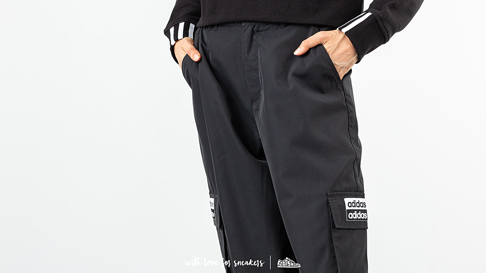 Kelnės adidas Pants Black