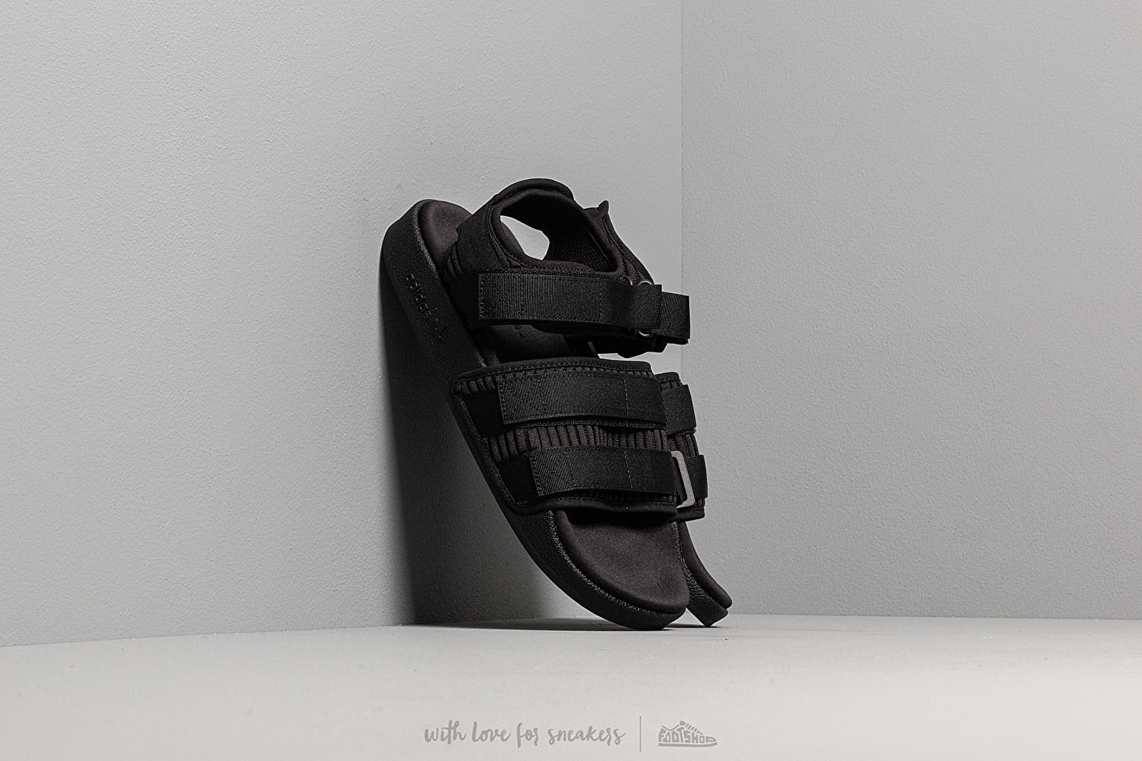 Dámské tenisky a boty adidas Adilette Sandal 2.0 W Core Black/ Core Black/ Core Black