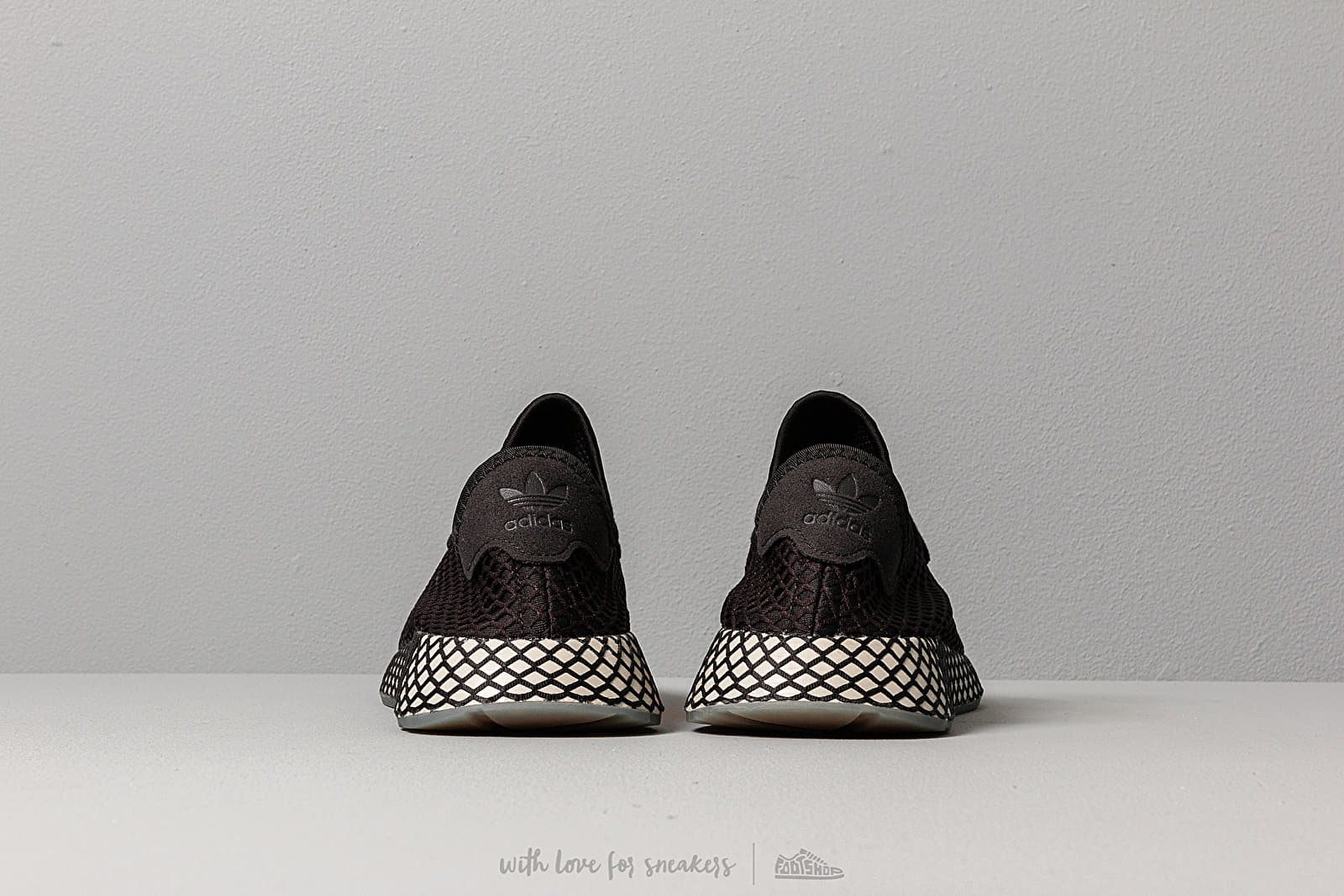 Deerupt runner noir et sale blanc