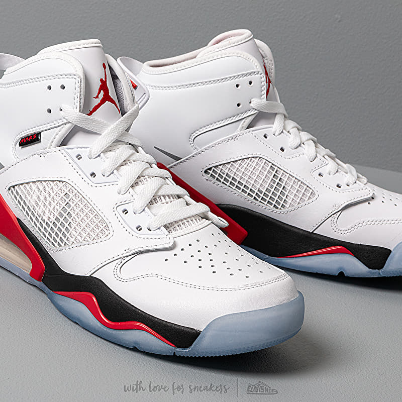 Chaussures et baskets homme Jordan Mars 270 White/ Reflect Silver
