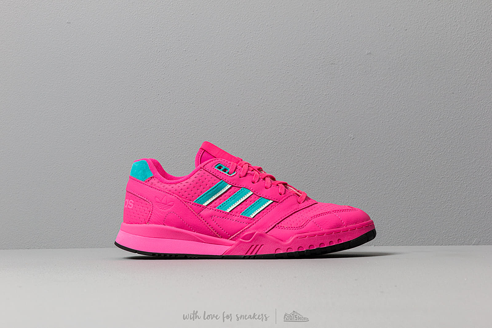 Mens pink hotsell adidas trainers