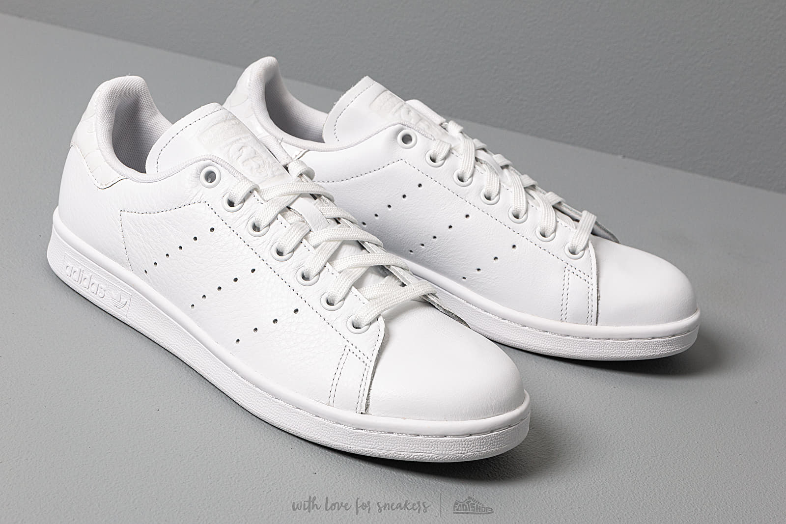 Stan smith s75104 best sale