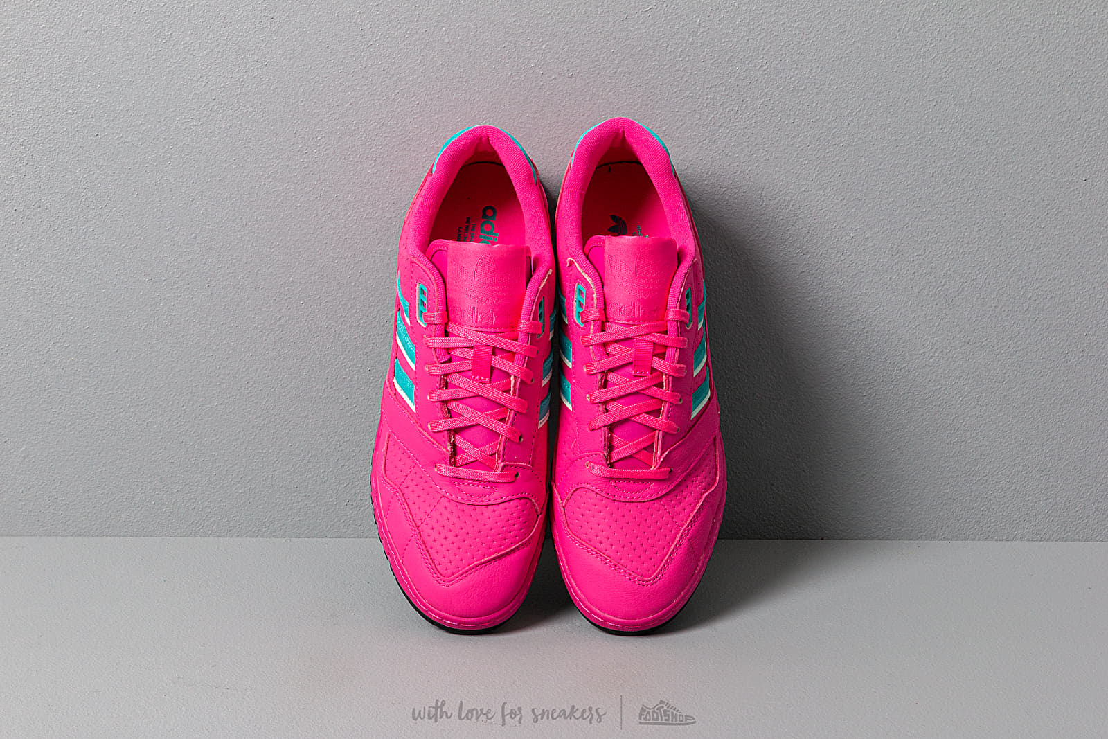 Adidas ar trainer pink best sale