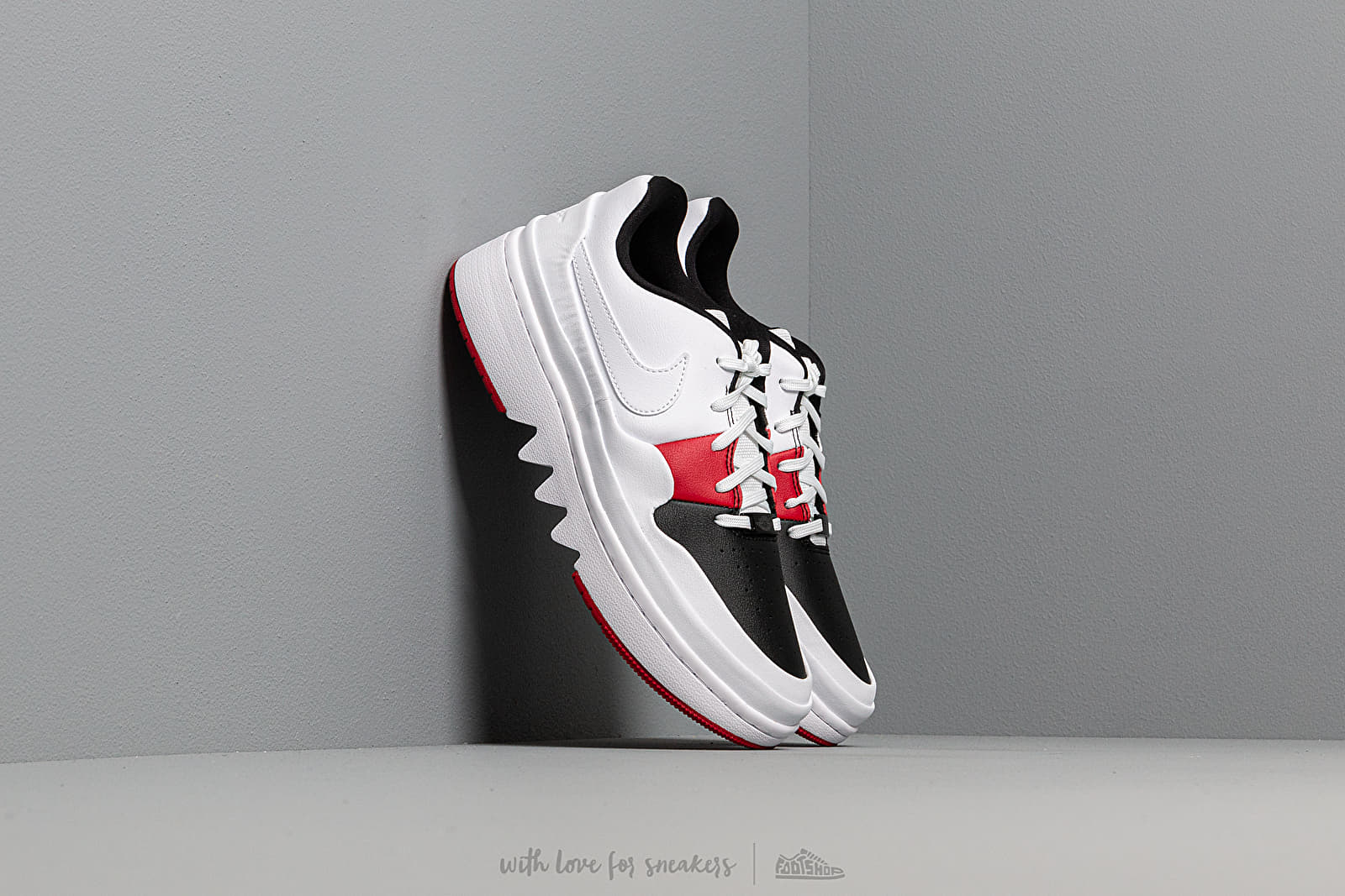Air jordan online jester women's