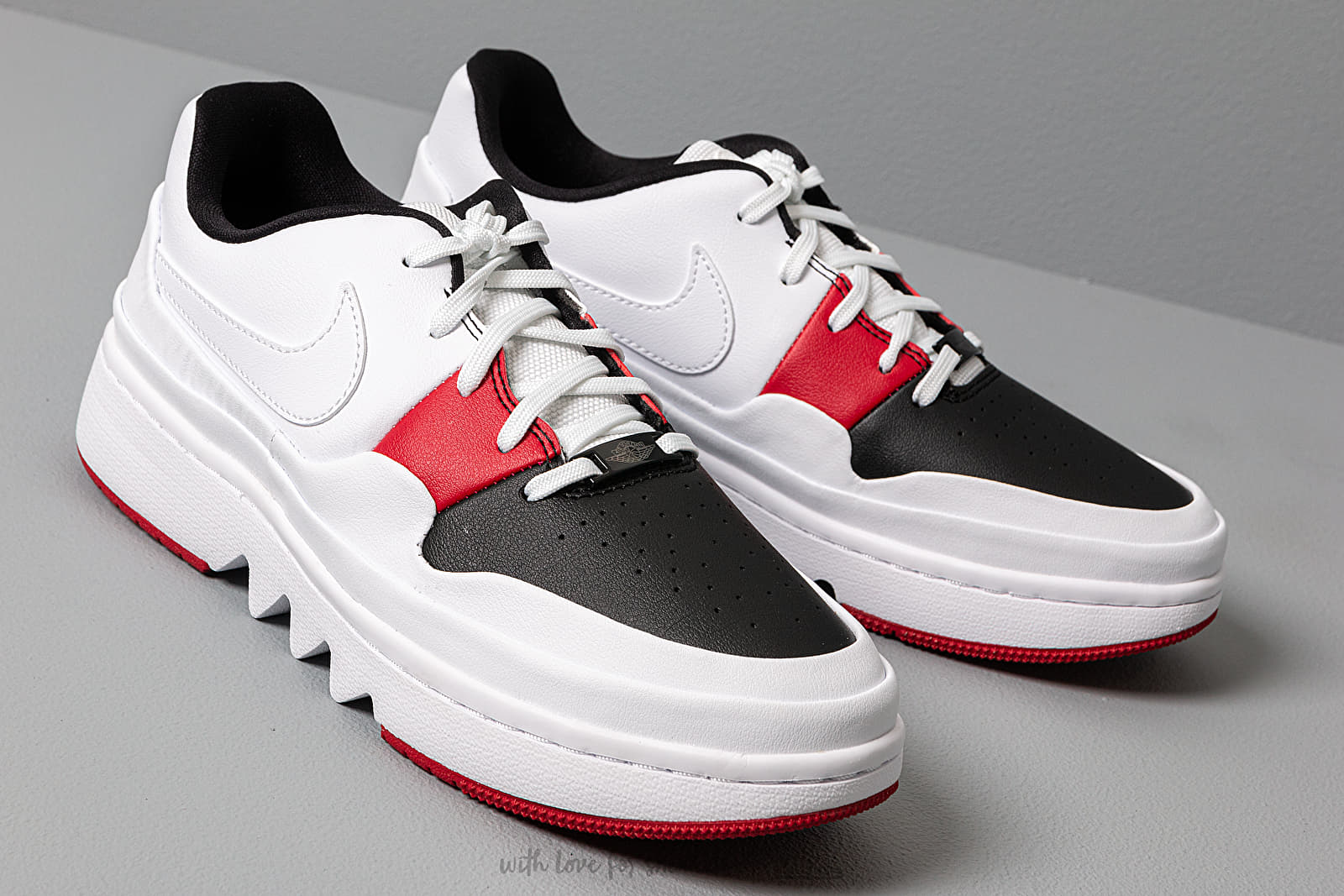 Air jordan 1 jester low top