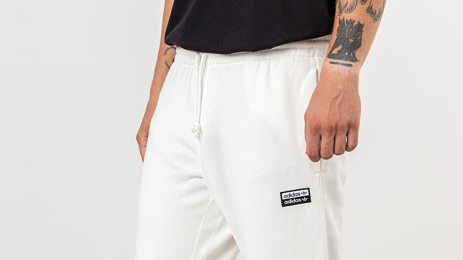 Ryv sweatpants top