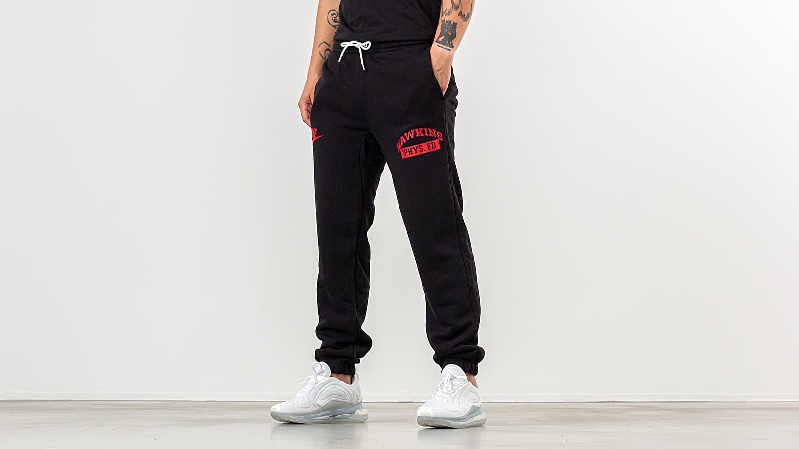 Nike x stranger things apparel shop