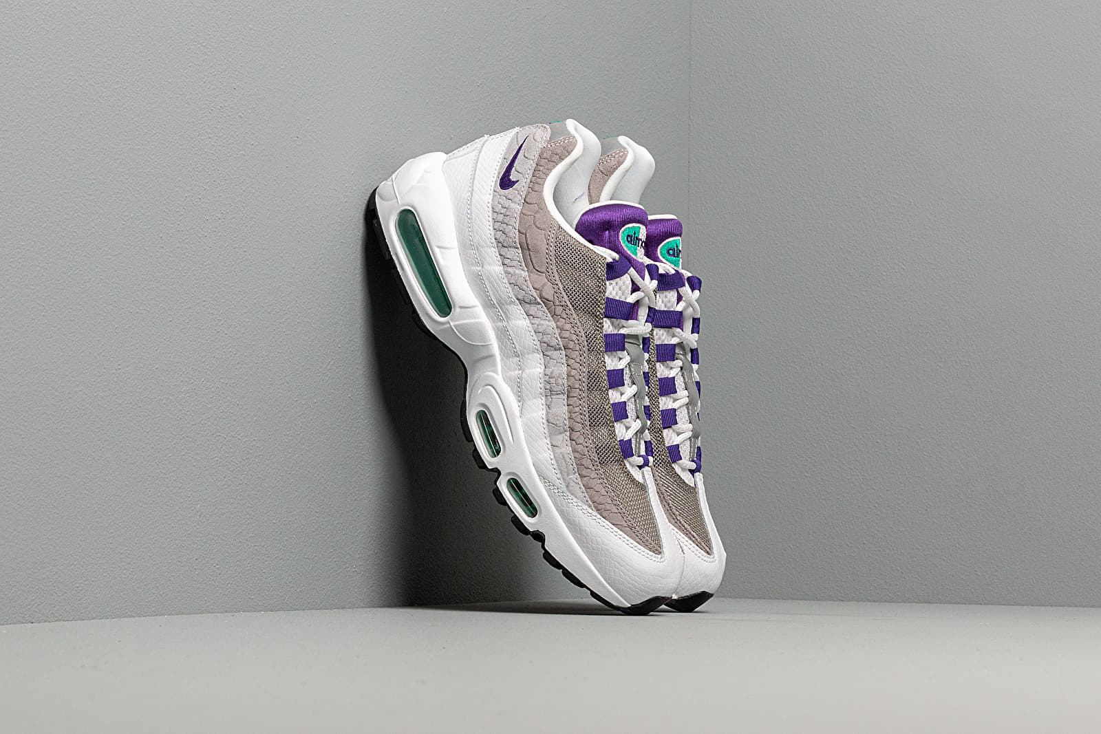 Férfi cipők Nike Air Max 95 Lv8 White/ Court Purple-Emerald Green