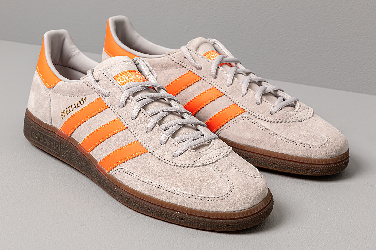 Men s shoes adidas Handball Spezial Grey Two Hi Res Collegaite Gold Metalic Footshop