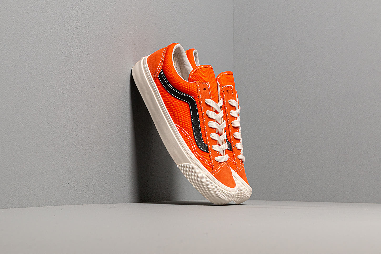 Men s shoes Vans OG Style 36 LX Suede Canvas Red Orange Black Footshop