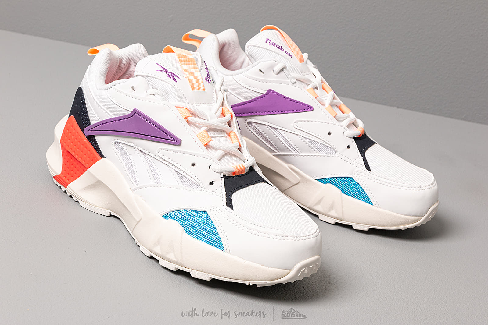 Dámské tenisky a boty Reebok Aztrek Double Mix Pops White/ Grape Punch/ Bri