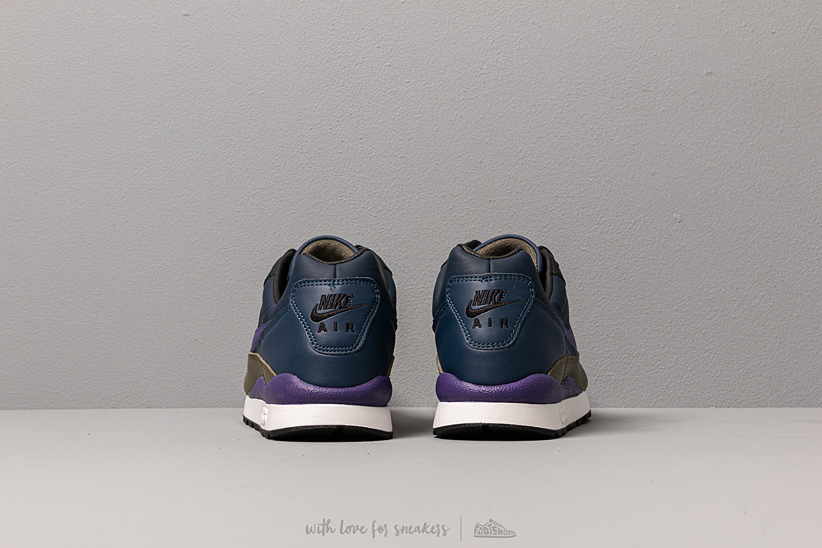 Meeste kingad Nike ACG Air Wildwood Midnight Navy/ Court Purple-Medium Olive