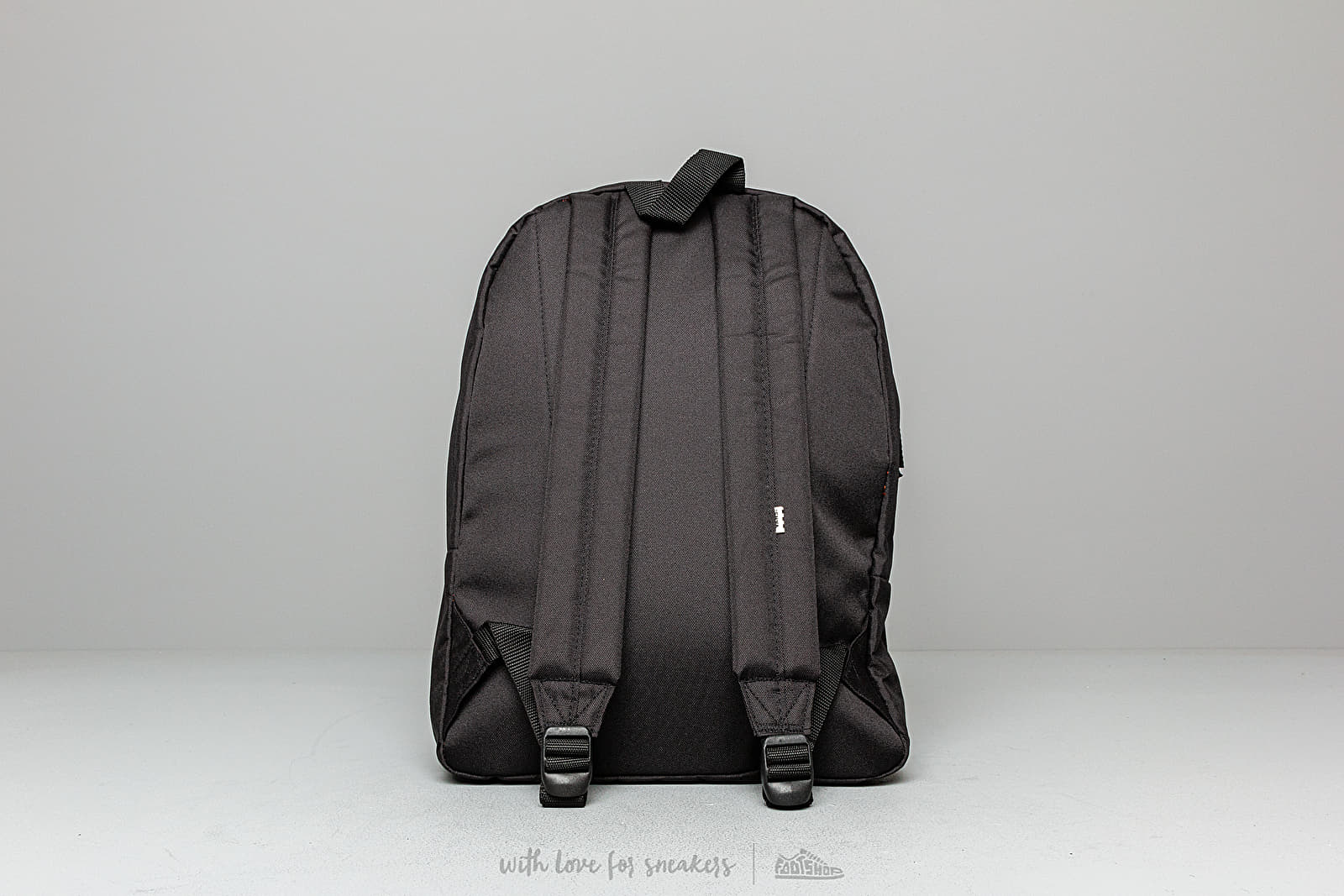 Vans realm backpack leopard black deals