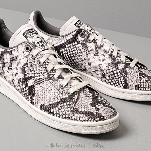 Stan smith crystal white top