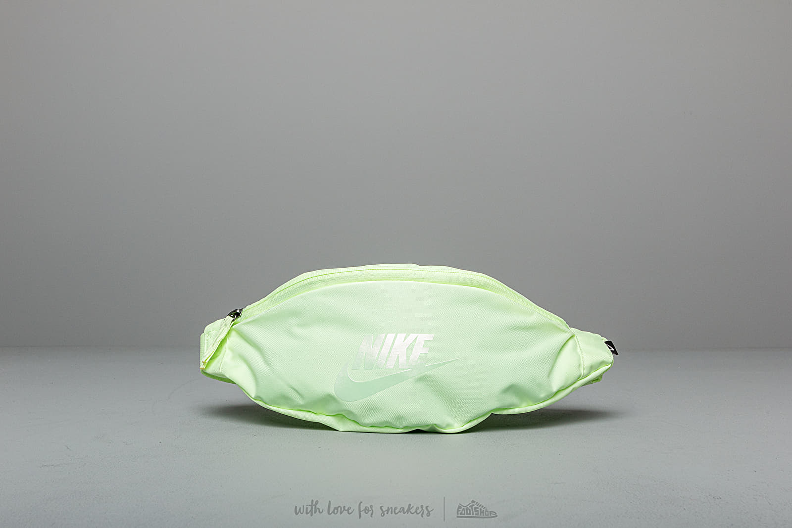 Gürteltaschen Nike Heritage Hip Pack Barely Volt/ Barely Volt/ Clear