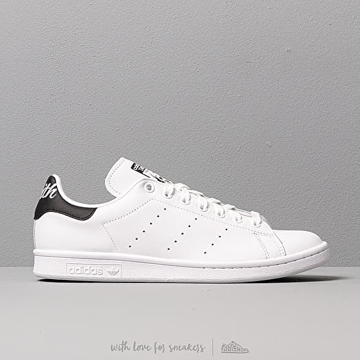 Stan smith homme cursive logo deals