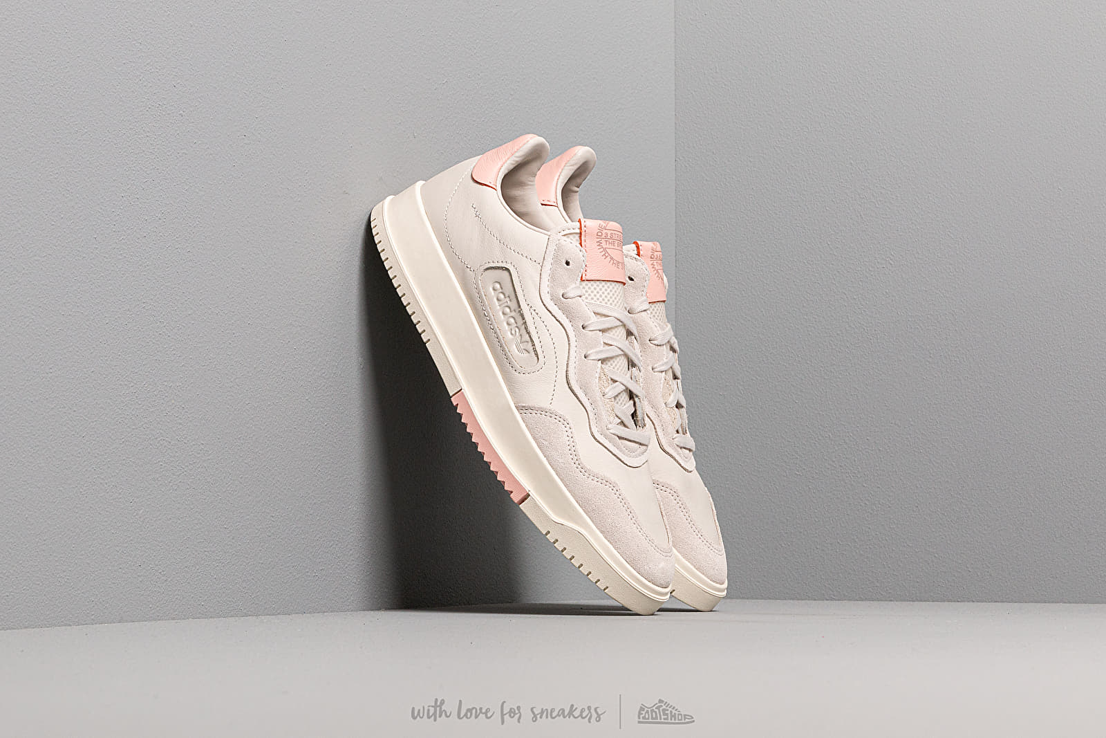Ανδρικά παπούτσια adidas SC Premiere Raw White/ Raw White/ Vapor Pink