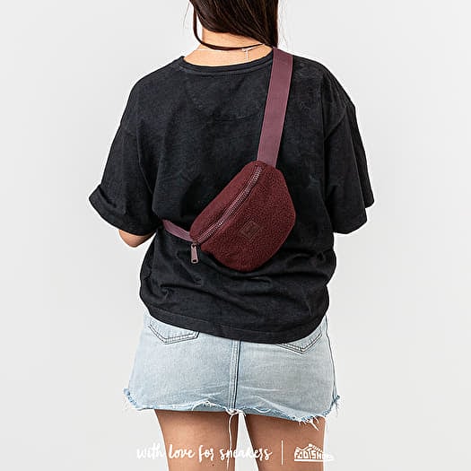 Fourteen hip pack shop