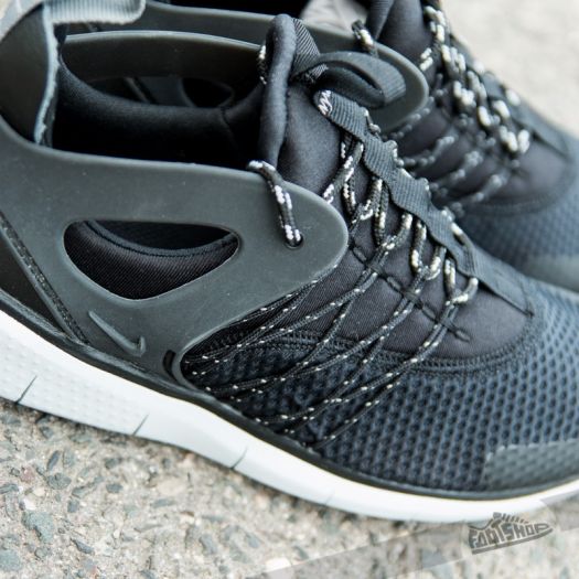 Nike free viritous navy sale