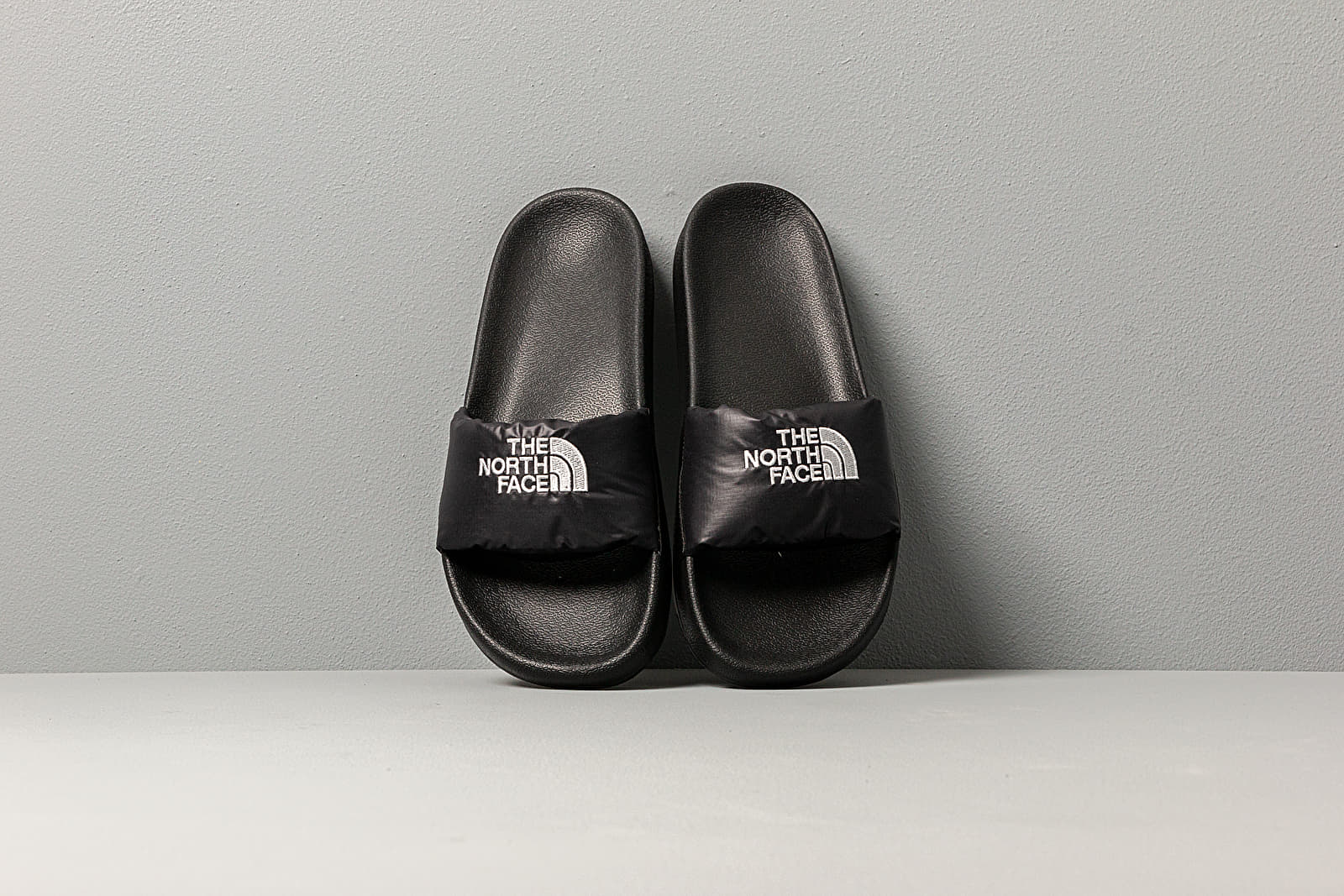 Nuptse slides cheap