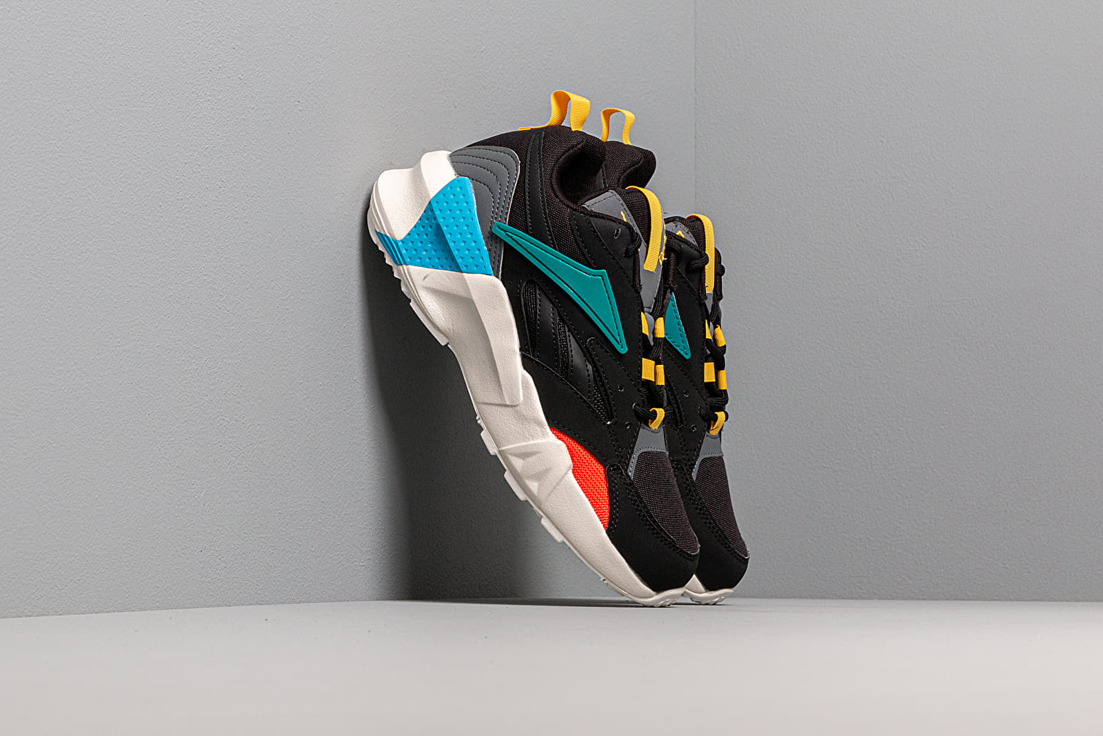 Women s shoes Reebok Aztrek Double Mix Pops Black Alloy Teal Gem