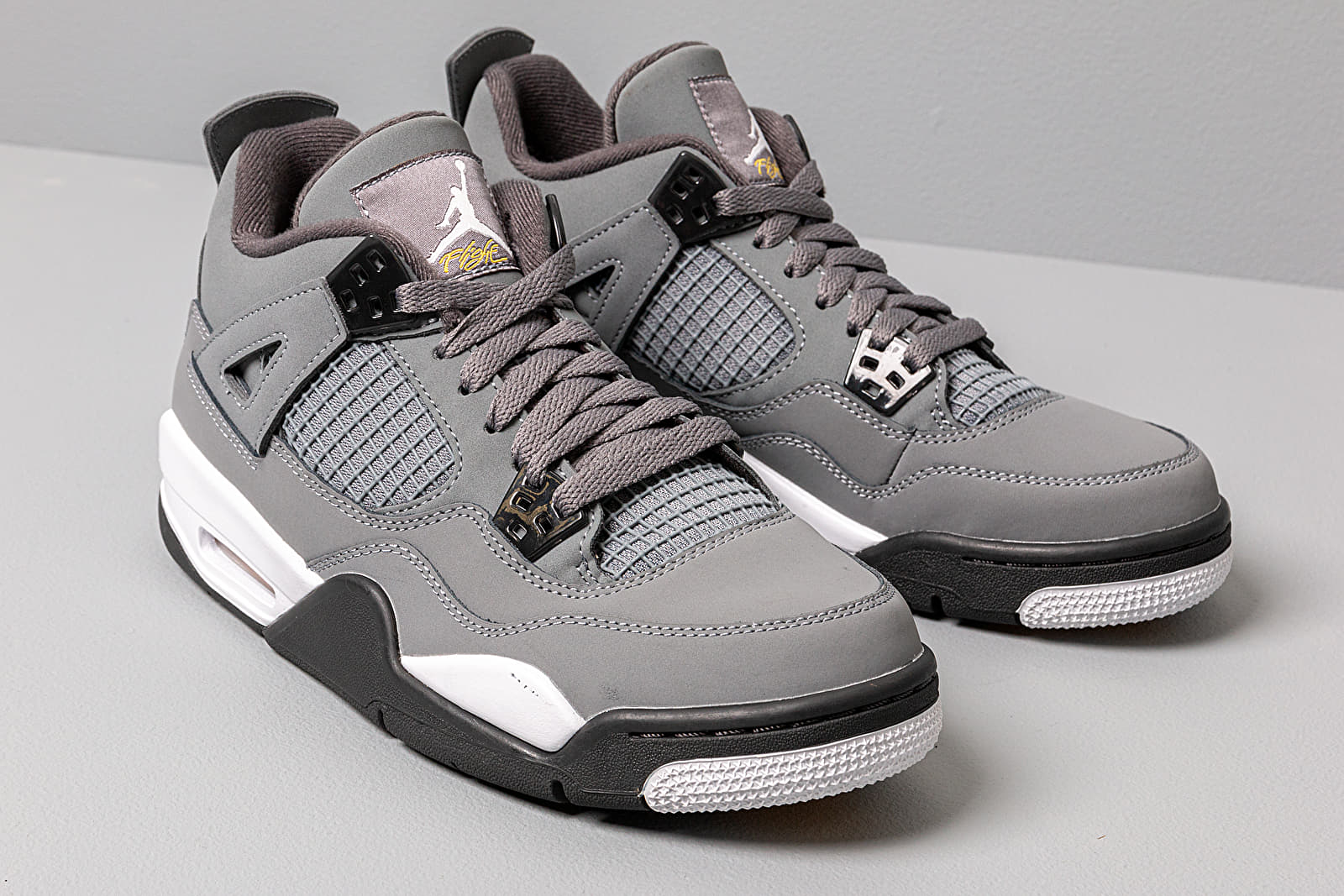 Women s shoes Air Jordan 4 Retro GS Cool Grey Chrome Dark Charcoal Footshop
