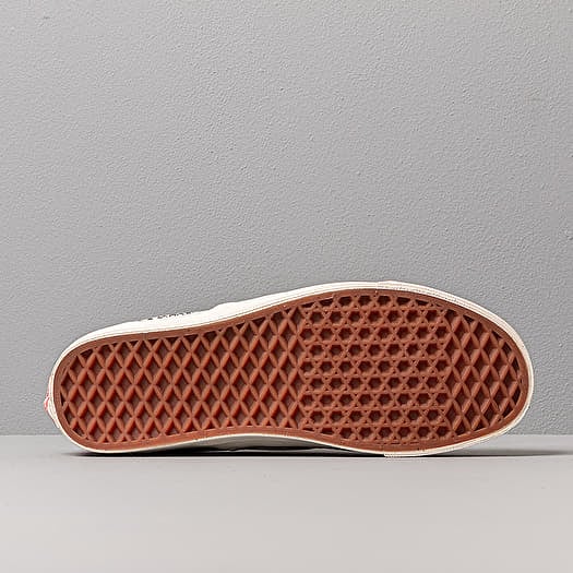 Racing red checkerboard vans store