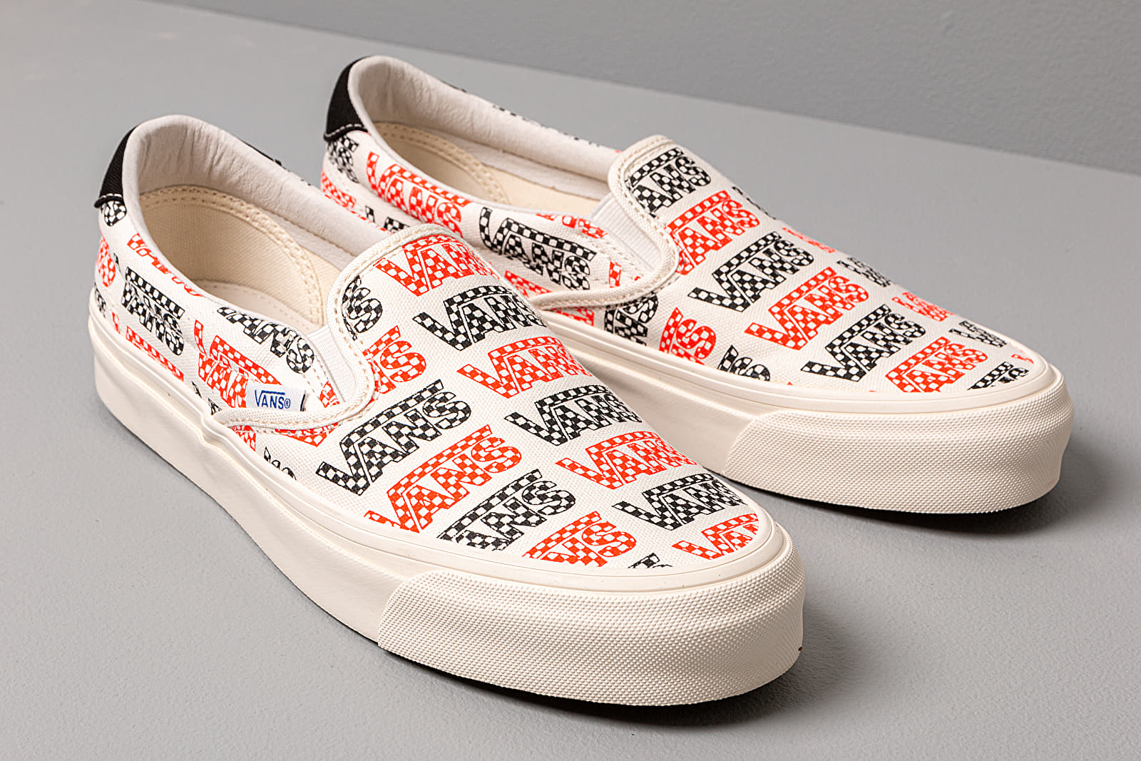 Vault checkerboard slip on cheap