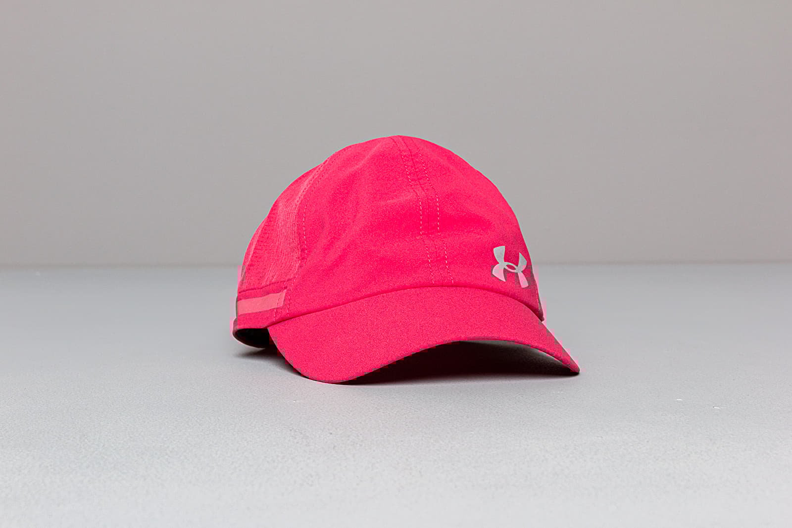 Under armour 2025 fly by cap