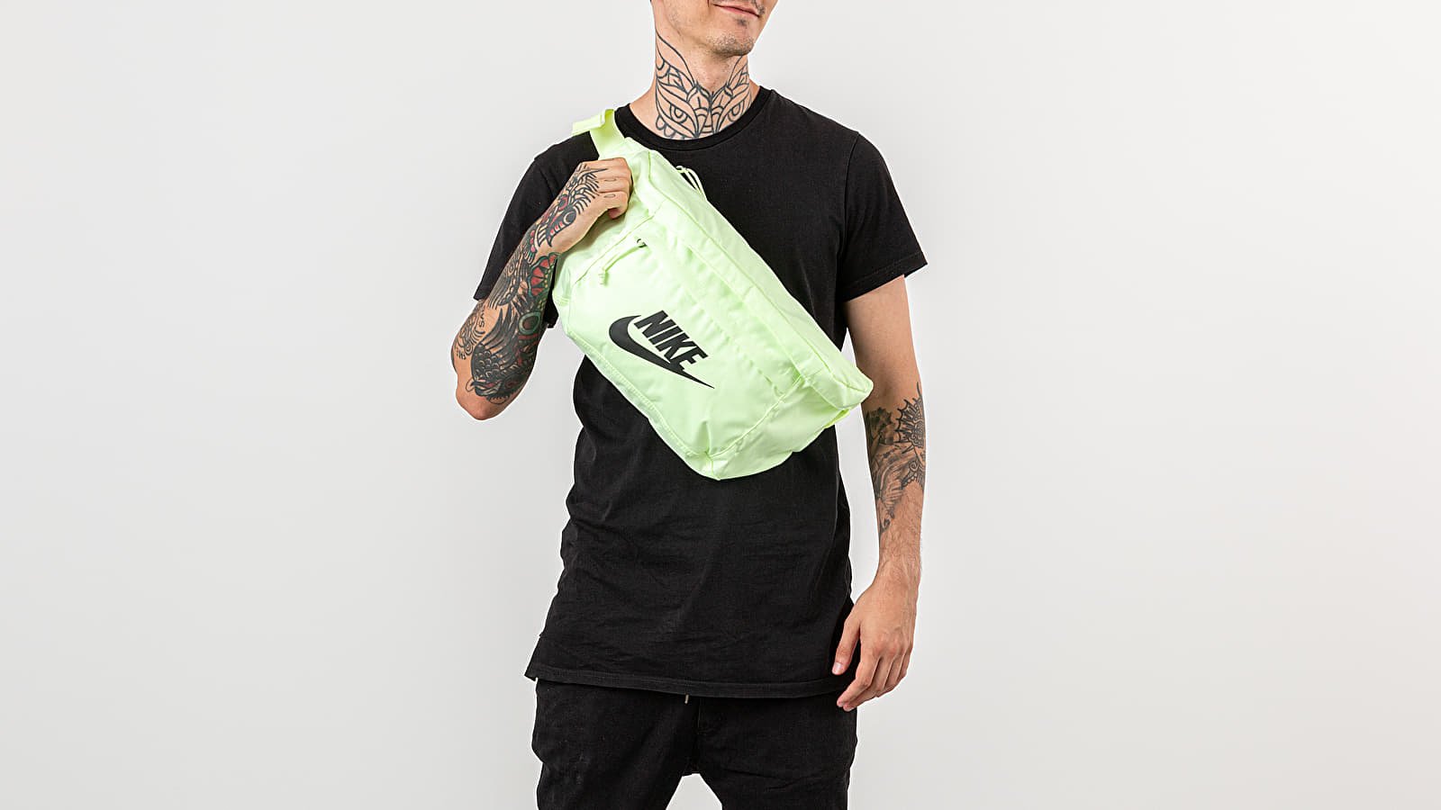 Nike volt new arrivals fanny pack