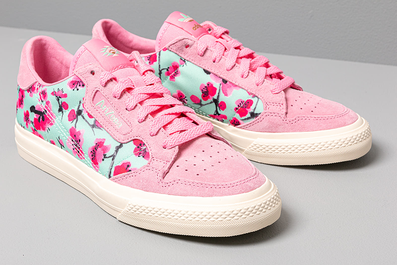 Adidas arizona pink hotsell