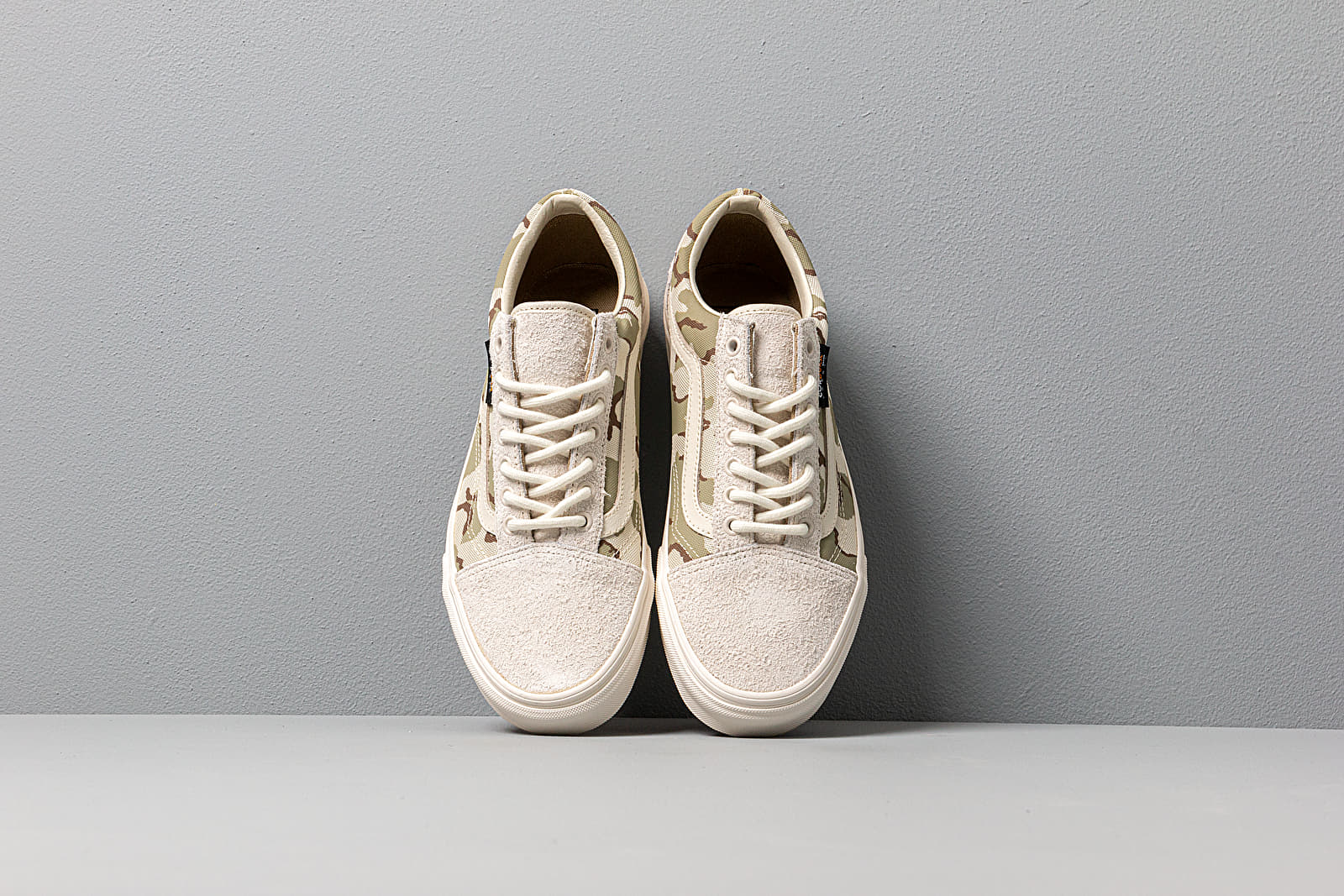 Men s shoes Vans Old Skool Cordura White Asparagus Camo Footshop