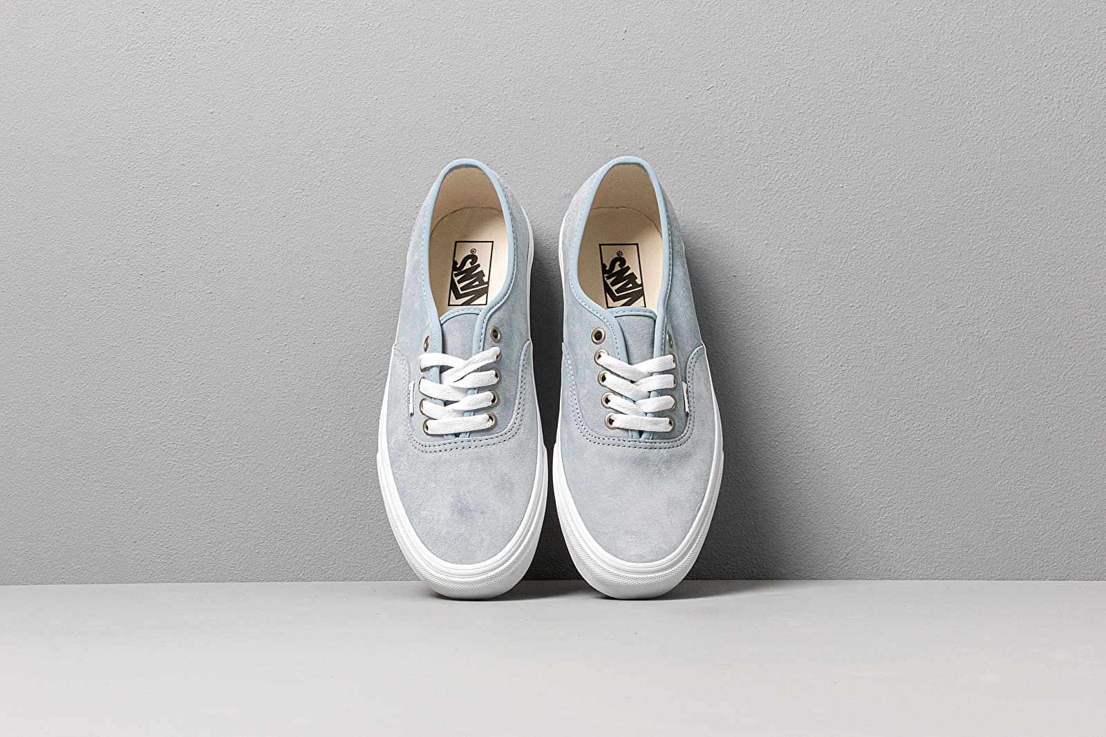 Men s shoes Vans Authentic PIG SUEDE Blue Footshop